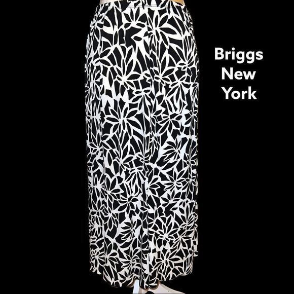 Briggs New York black and white flared hem skirt - Picture 1 of 5